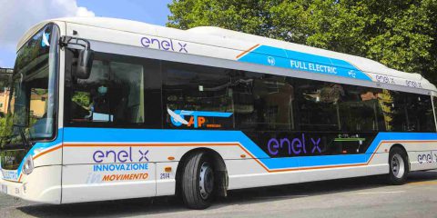 Enel X lancia a Torino il progetto “Bus-as-a-Service”, con il biglietto paghi i km elettrici per coprire le tratte