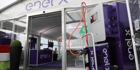 Enel X e Intesa Sanpaolo al fianco di Lucart per lo sviluppo tecnologico e sostenibile delle imprese di filiera