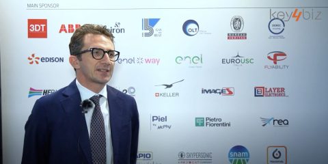 La ricarica elettrica e la rete delle aree di servizio. Intervista a Stefano Catolino (Free To X)