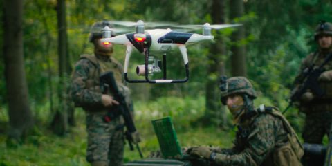 Droni, la cinese DJI inserita nella black list Usa: “Legami con l’esercito cinese”