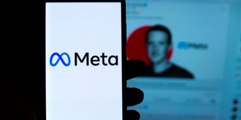 Anche Meta (Facebook e Instragram) diventa a pagamento per alcuni servizi