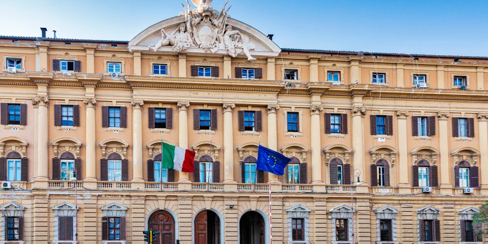 La Giornata Parlamentare. Manovra, mancano coperture alle modifiche. Lega contro Cavo Dragone