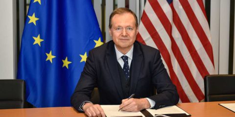 IA, nuovo accordo USA-UE e frontiere tecnologiche. A Cannes si riunisce il Gotha dell’IA globale