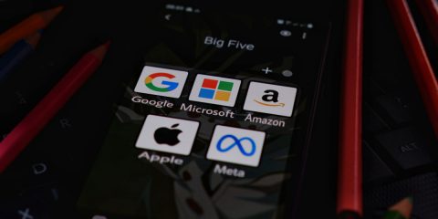 Digital Services Act, da domani stretta su Big Tech