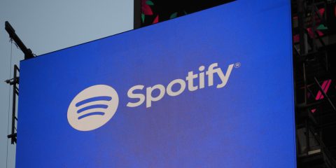 Spotify licenzia oltre 500 dipendenti. Daniel Ek, Sundar Pinchai, Mark Zuckerberg: il mea culpa dei manager