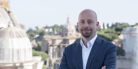 5G, continua la crescita globale. India e Cina in prima linea. Europa indietro