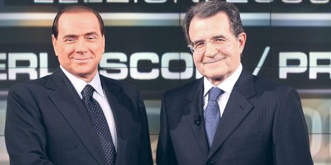 Quando Berlusconi vinse il duello contro Prodi nel 2006 grazie all’appello finale “Aboliremo l’Ici sulle prime case” (Video)