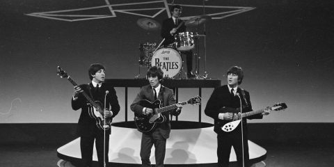Beatles, Paul McCartney annuncia un nuovo singolo della band grazie l’aiuto dell’IA
