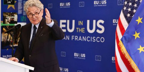 Breton inaugura l’ufficio europeo a San Francisco: “Le big tech si preparino ad attuare le norme Ue”