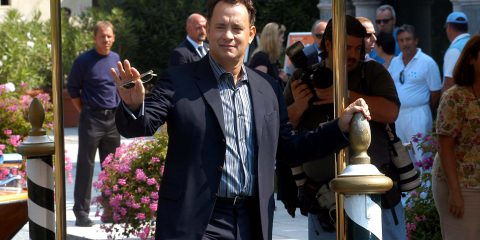 Tom Hanks clonato dall’AI e la figlia di Robin Williams contro le ricreazioni ‘Frankensteiniane’ di suo padre