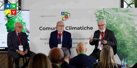 Comunità Climatiche. Gli interventi di Umberto De Julio (ANFoV) e Domenico Laforgia (Utilitalia)