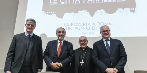 La Caritas presenta il 6° Rapporto sulla povertà a Roma: 4 romani su 10 vivono sotto la soglia di povertà