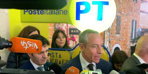 Del Fante: “Nelle Poste 1.500 totem con AI come uffici del turismo”