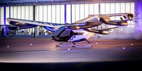 eVTOL 100% elettrico di Airbus, debutto entro l’anno (video)