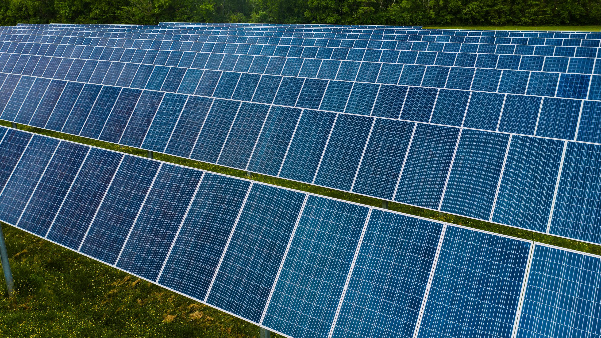 iliad investe in energia solare, accordo decennale con Metlen per nuovo parco fotovoltaico