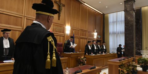 La Giornata Parlamentare. Avanti con la riforma della giustizia. Ok dal governo al piano carceri