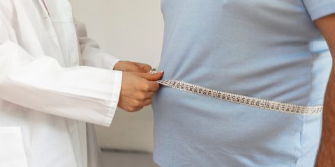Obesi in Italia, 7 uomini su 10 over 65 indossano la XXXL