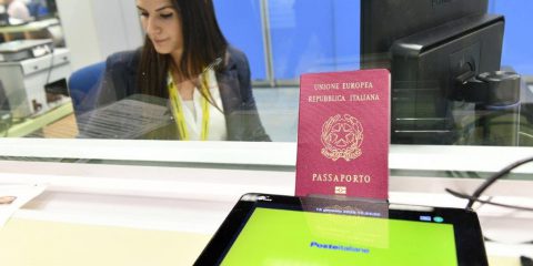 Passaporti, oltre 150mila richieste negli uffici postali