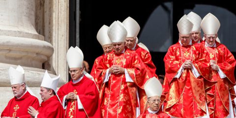 L’età media dei Cardinali elettori è di 69,83 anni