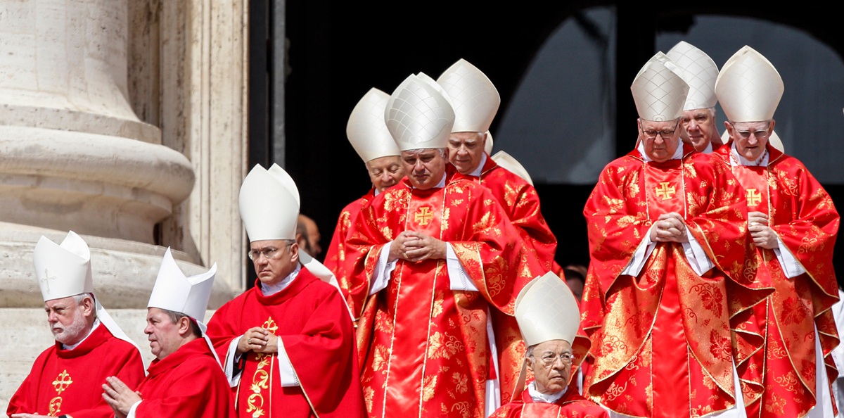 L’età media dei Cardinali elettori è di 69,83 anni