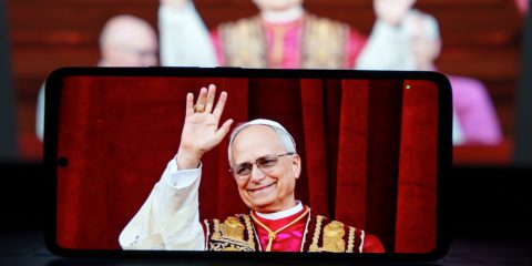 Papa Leone: “L’AI rappresenta una sfida per l’umanità”