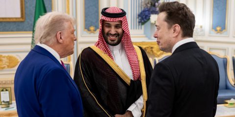 Musk e le Big Tech con Trump in Arabia Saudita. Maxi business da 600 miliardi per gli Usa