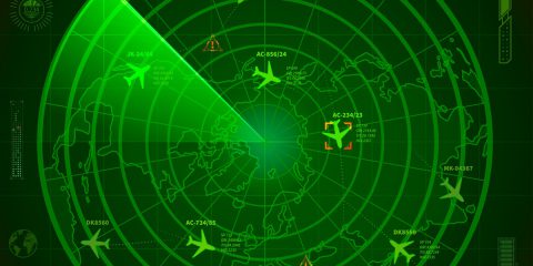 Caos radar sui cieli del Nord-Ovest, rimpallo responsabilità Enav-Tim. Cosa è successo