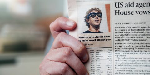 Meta investe 3,5 miliardi di dollari in EssilorLuxottica per spingere sugli occhiali AI