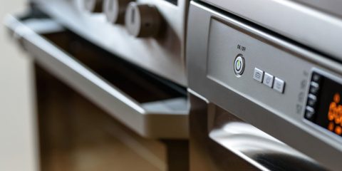 Bonus per nuovi elettrodomestici, il voucher fino a 200 euro si scaricherà da PagoPA con Spid o CIE