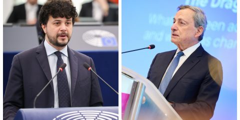 AI Act, Draghi: “Sospenderlo per i sistemi ad alto rischio”. Benifei (PD): “Sbagliato”