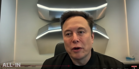 Starlink, una telco negli Usa. Elon Musk: ‘Non voglio fare fuori gli altri operatori. Ma potrei comprare Verizon’ (video)