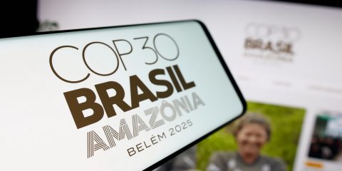COP30, l’UE tenta l’ultimo accordo sugli obiettivi. È scontro tra Paesi