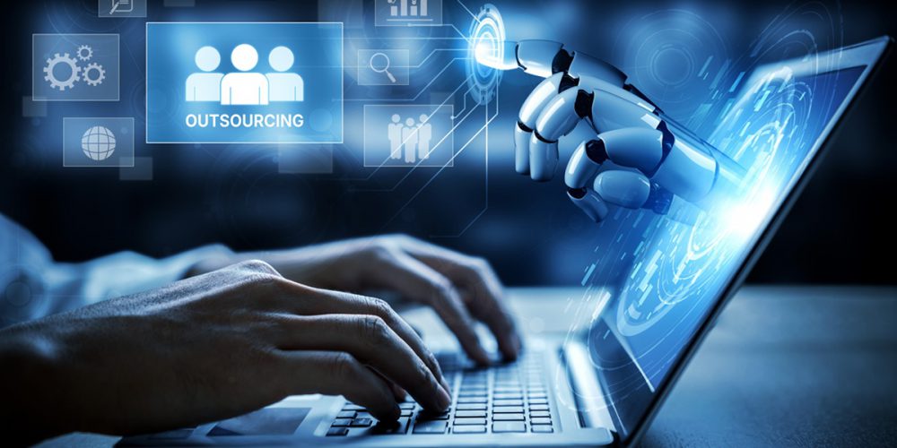 Agenti AI, attese 34 miliardi di interazioni automatizzate tra imprese e clienti (+1000%) entro il 2027