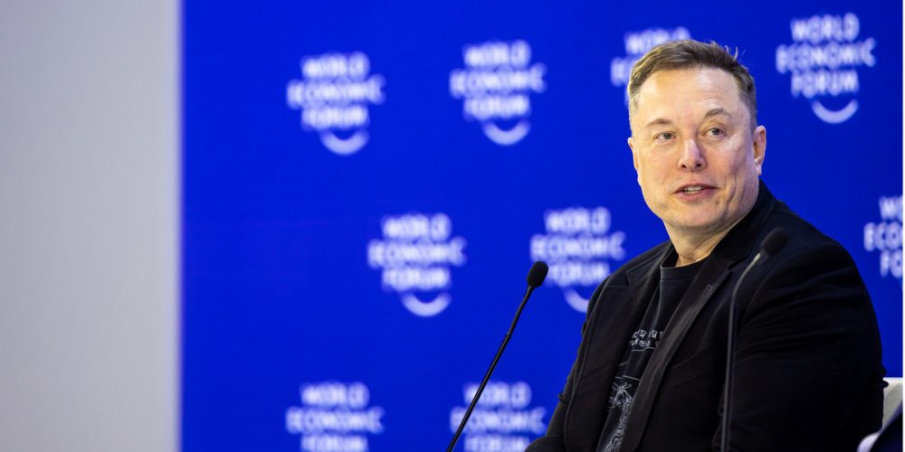 Musk pensa alla maxi-fusione: SpaceX con xAI e forse Tesla