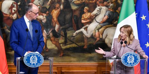 La Giornata Parlamentare. A Roma vertice Meloni-Merz. Ddl Stupri, scompare dal testo la parola “consenso”