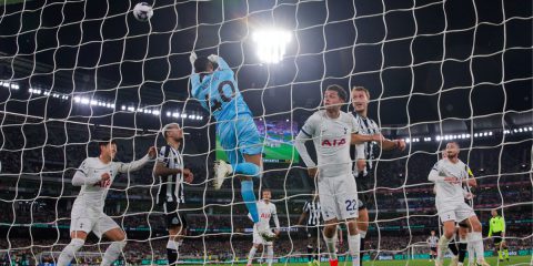 Streaming pirata di partite di calcio, la Premier League porta in tribunale Cloudflare