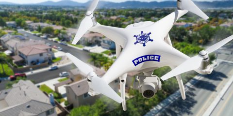 AI e droni per la Polizia USA, evitare squilibri tra ordine pubblico e diritti