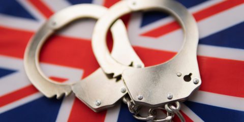 UK, il Ministero della Giustizia punta sull’AI per prevedere e prevenire la criminalità minorile
