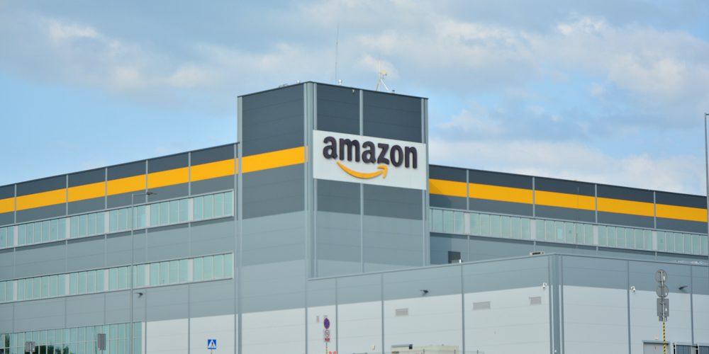 Iran, l’attacco ai data center AWS negli Emirati e l’impatto su 11 milioni di residenti