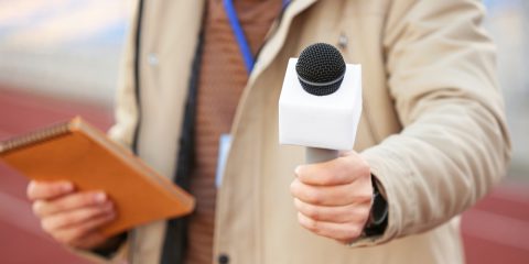 Giornalisti, proposta Governo: “Fondi pubblici a editori per i liberi professionisti”