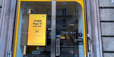 Fastweb+Vodafone, nei negozi disponibile sostegno a donne vittime di violenza